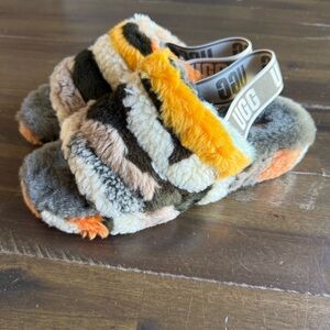 Ugg Fluff Yeah Slide Cali Collage Olive Green Camo Slippers